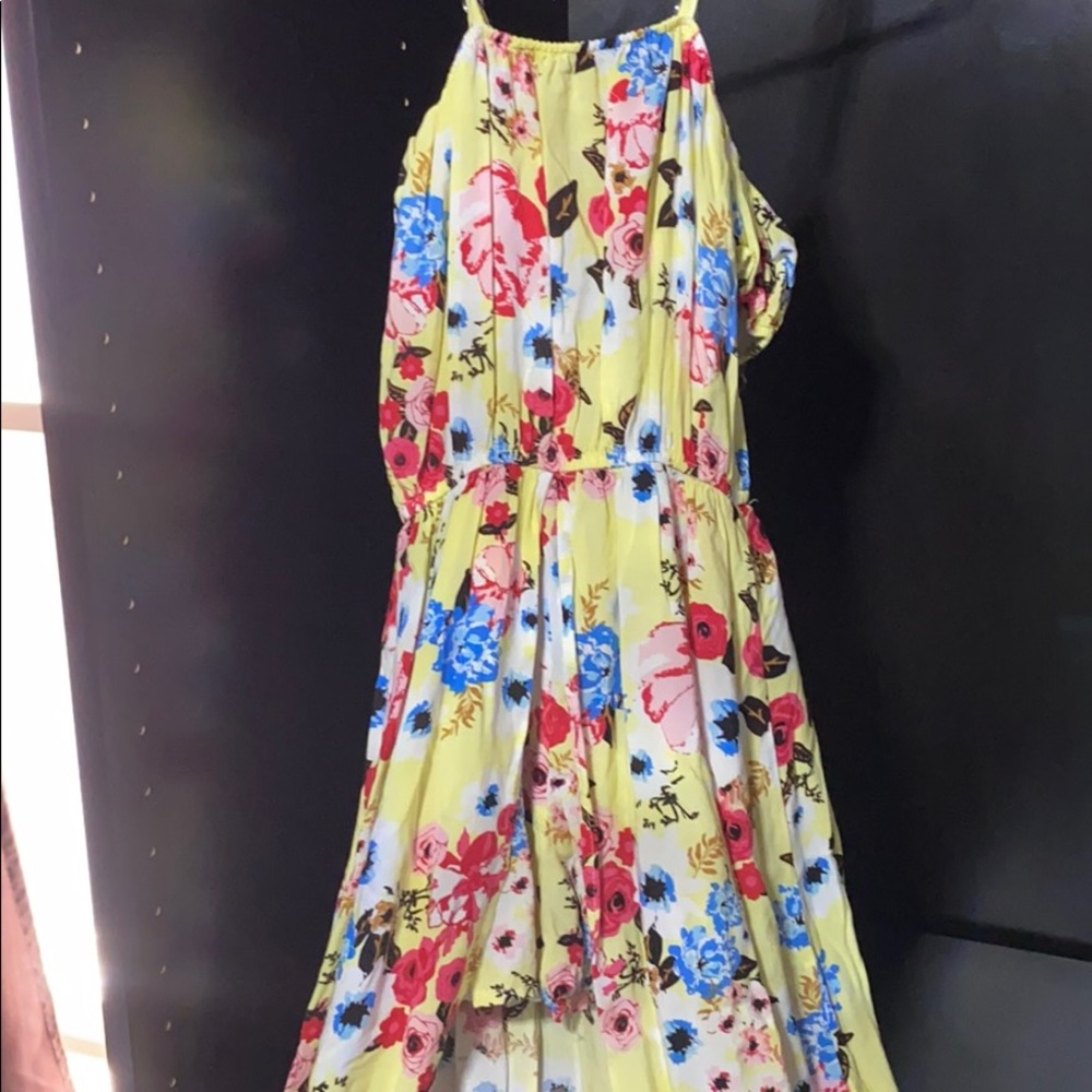 Summer romper with decorative flowers, sz 14 girls